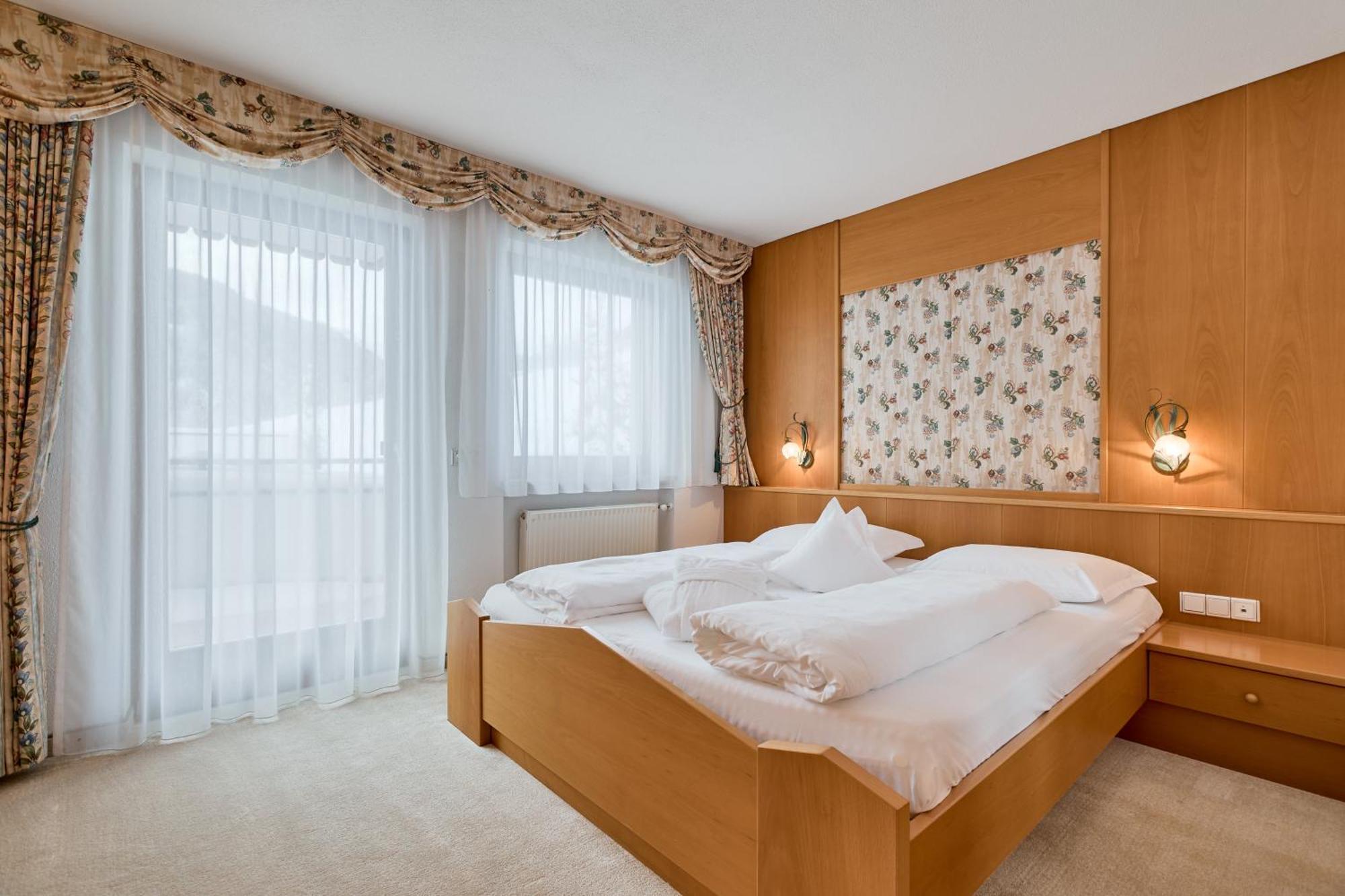 Berghotel Racines Εξωτερικό φωτογραφία