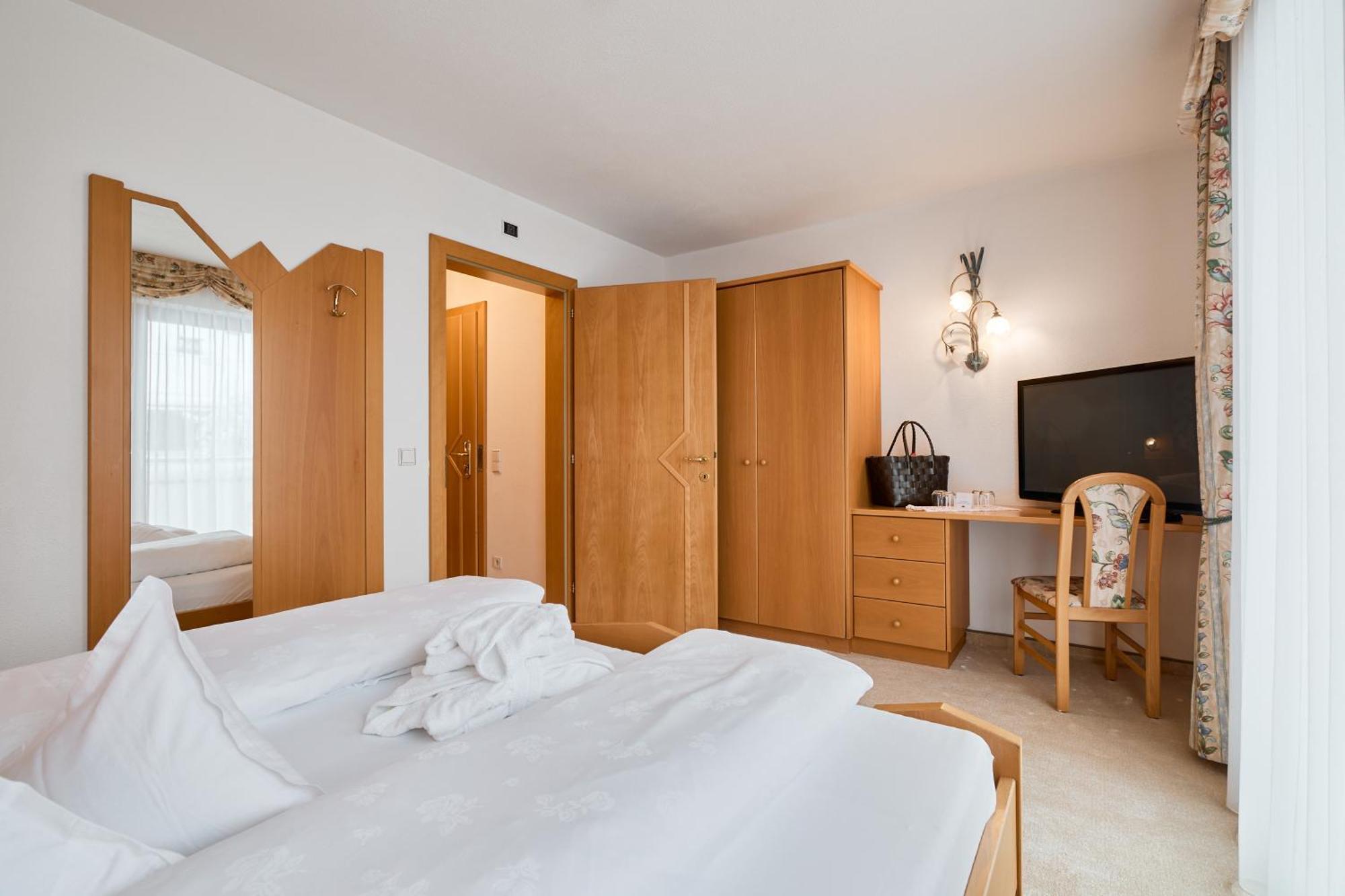 Berghotel Racines Εξωτερικό φωτογραφία