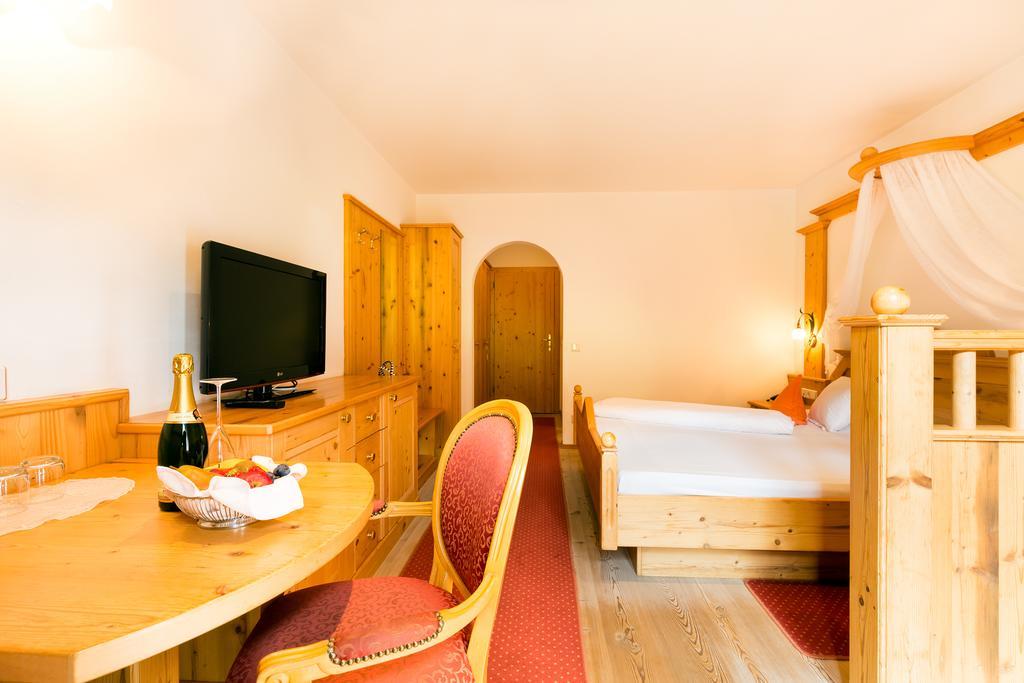 Berghotel Racines Δωμάτιο φωτογραφία